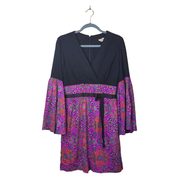 Vintage Heiress 70's Bell Sleeve Floral Mini Dress